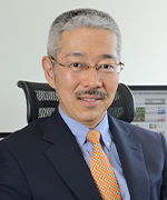 会長　泉谷　裕則